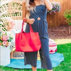 Date night at the pier navy jumpsuit med NWOT⛱🌊